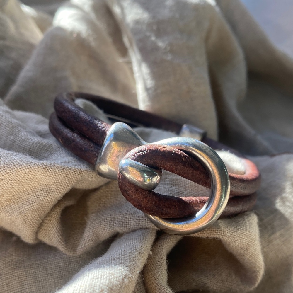 ARTSY UNIQUE CHUNKY Brown Leather Bracelet with Silver Tone Accents